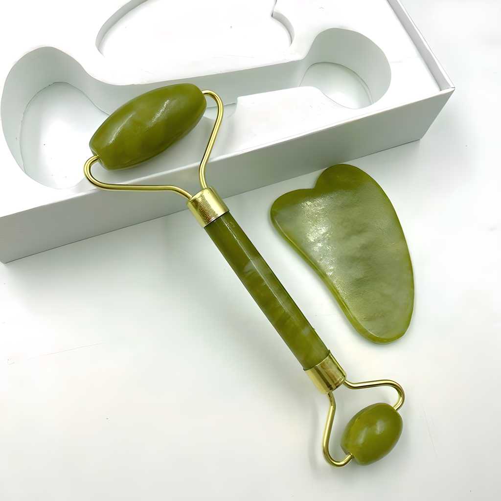 Smooth Facial Roller & Massager – Natural Jade Stone for Relaxing Skin