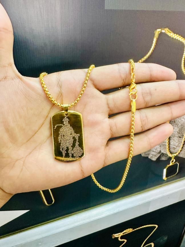 Golden Hanuman Chalisa Pendant with Chain – Gold-Plated Spiritual Locket for Men