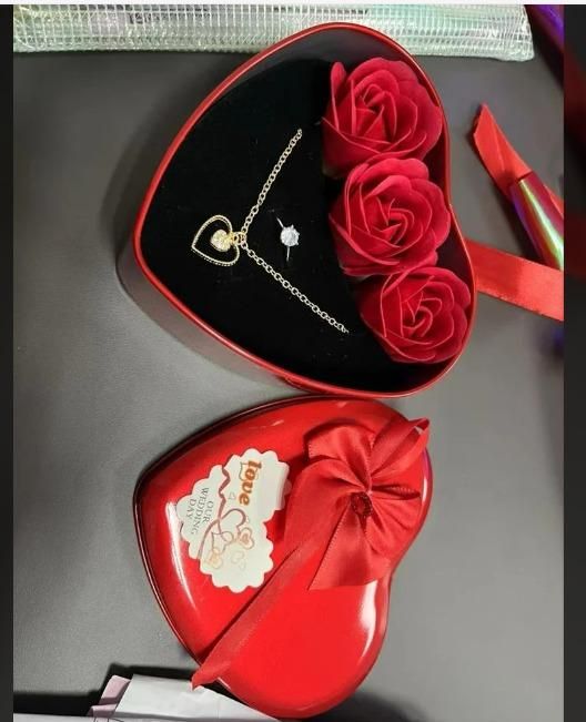 Sparkling Love Jewelry & Artificial Flower Gift Box – Valentine’s Special Heart Red Box Gift